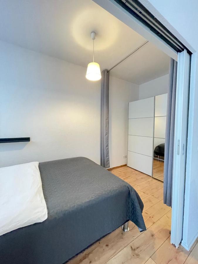 Ferienwohnung Im Stadtzentrum Von Bernau - Schoene Ferienwohnung Mit 1 1/2 Zimmern, Bad, Spuelmaschine, Waschmaschine, Komplette Kueche, Wlan Bernau bei Berlin Dış mekan fotoğraf